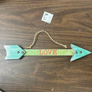 Charming Love Arrow Wall Decor - Teal and Red